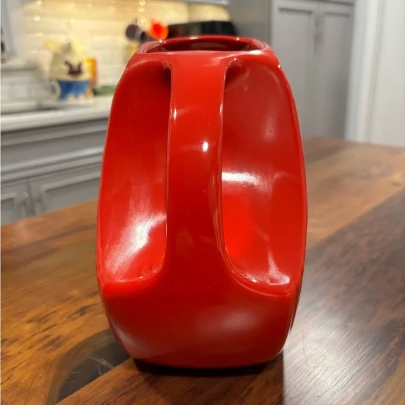 Red Fiesta Ware Vintage Pitcher - Made in the USA - Picture 4 of 10